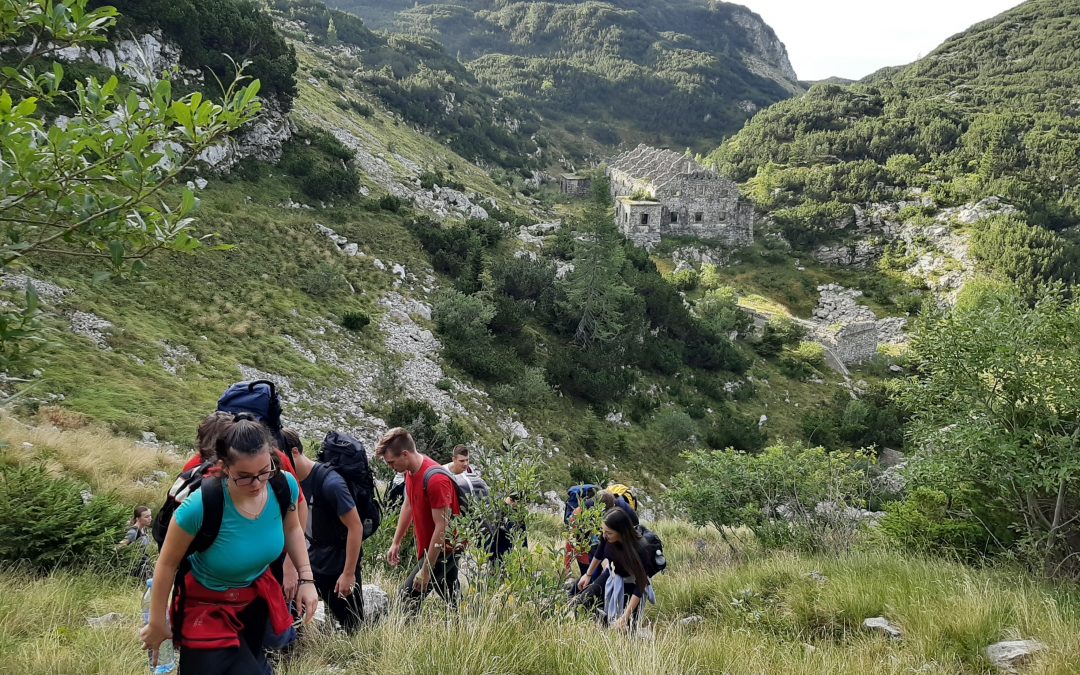 Visokogorski turi Krnska jezera in Debela peč